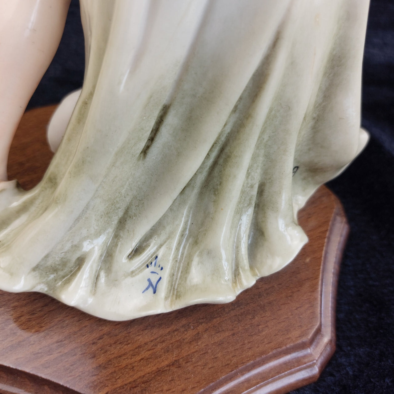 Giuseppe Armani Florence lady Figurine 14in Gypsy Semi Nude bohem decor15
