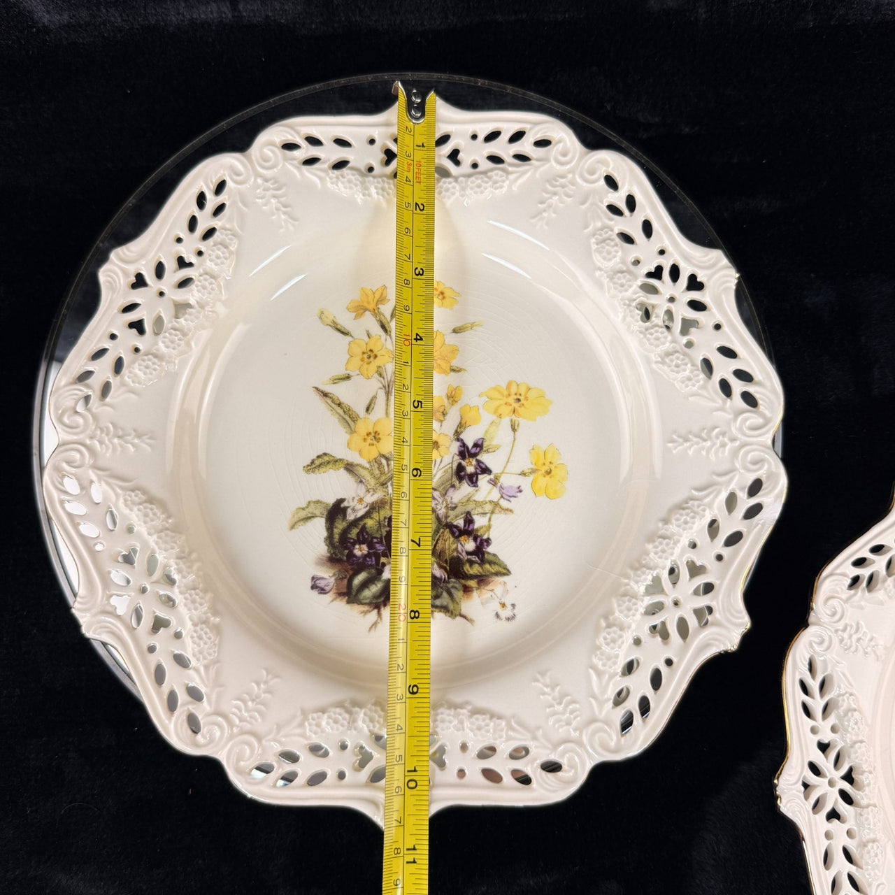 Royal Creamware Floral Gift Primroses Poppies Plates x2 Ltd Ed 10.5" England13