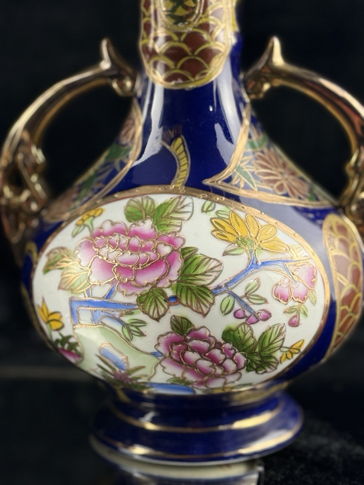 Japanese Blue Cobalt Porcelain Vases Pair Gold Gilt Floral Moriage Antique Decor6