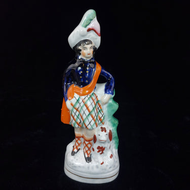 StaffordshireStyle Highland Figure with Dog  HandPainted Ceramic see the pics1
