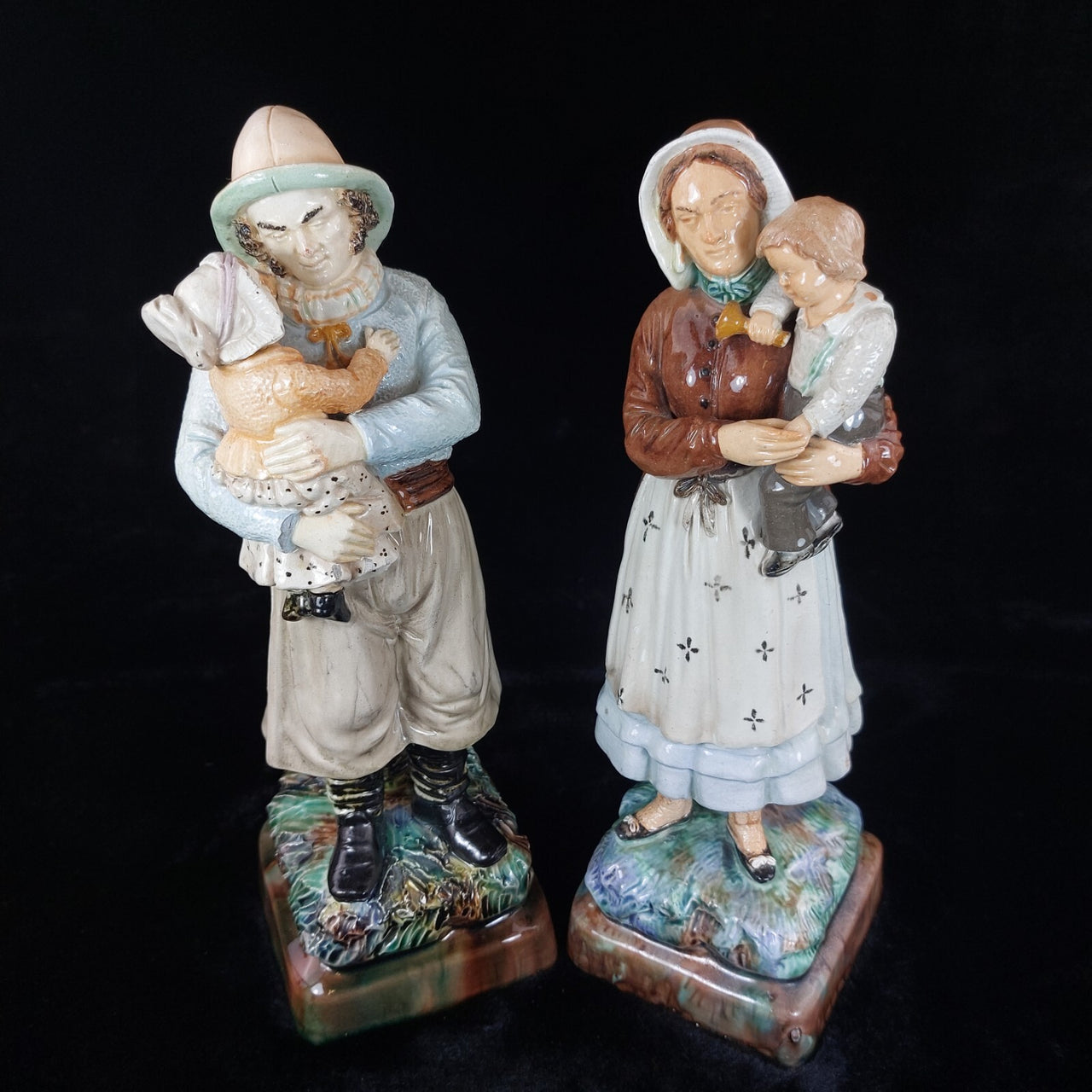 Wittmann & Roth Of London Figure 1900s Of A Fisherman And Children&wife repaired20