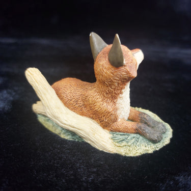 1989 Fox Figurine Wildlife Sculpture Handcrafted (Chipped Ear) Collectible deco1