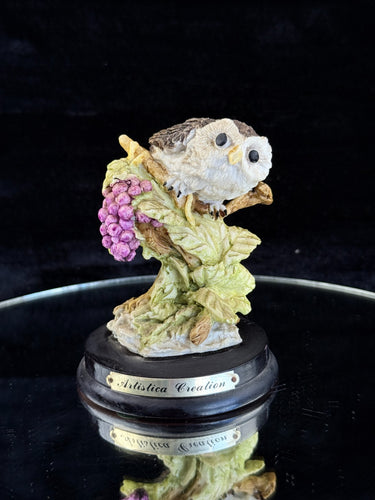 Artistica Creation Owl on Grapes Figurine Vintage Collectible bookcase decor1