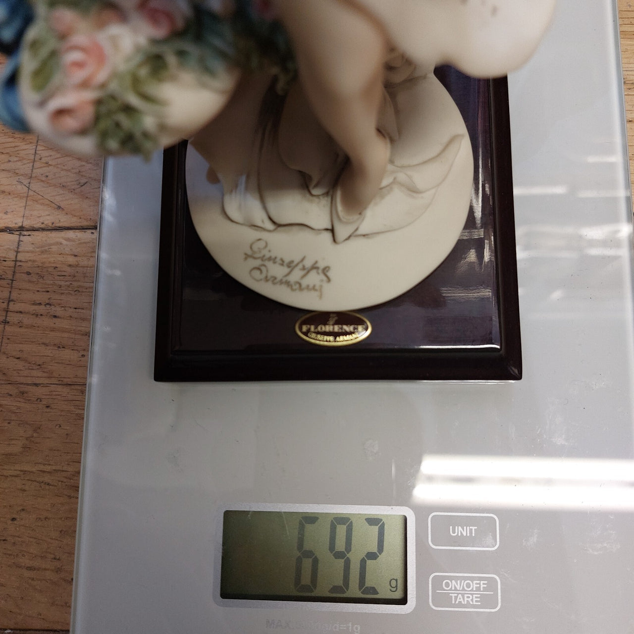 713038