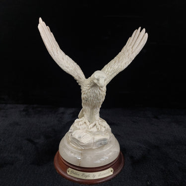 Leonardo Golden Eagle Statue Sculpture Marble Resin 9” Figurine United Kingdom.0