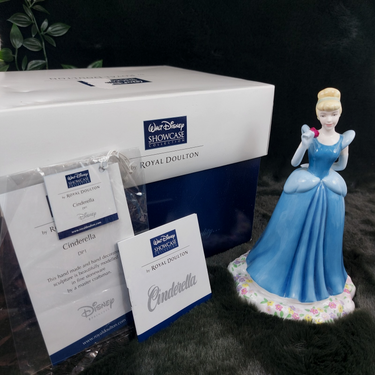 Royal Doulton Disney Cinderella Figurine with Original Box and Certificate 7.5