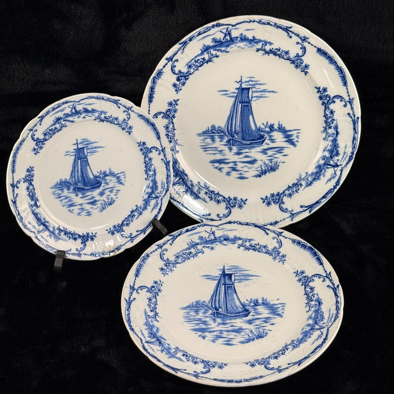 ANTIQUE Blue&White Delph Transferware Plates x3 1896 Sailboat Windmill Scene Set0
