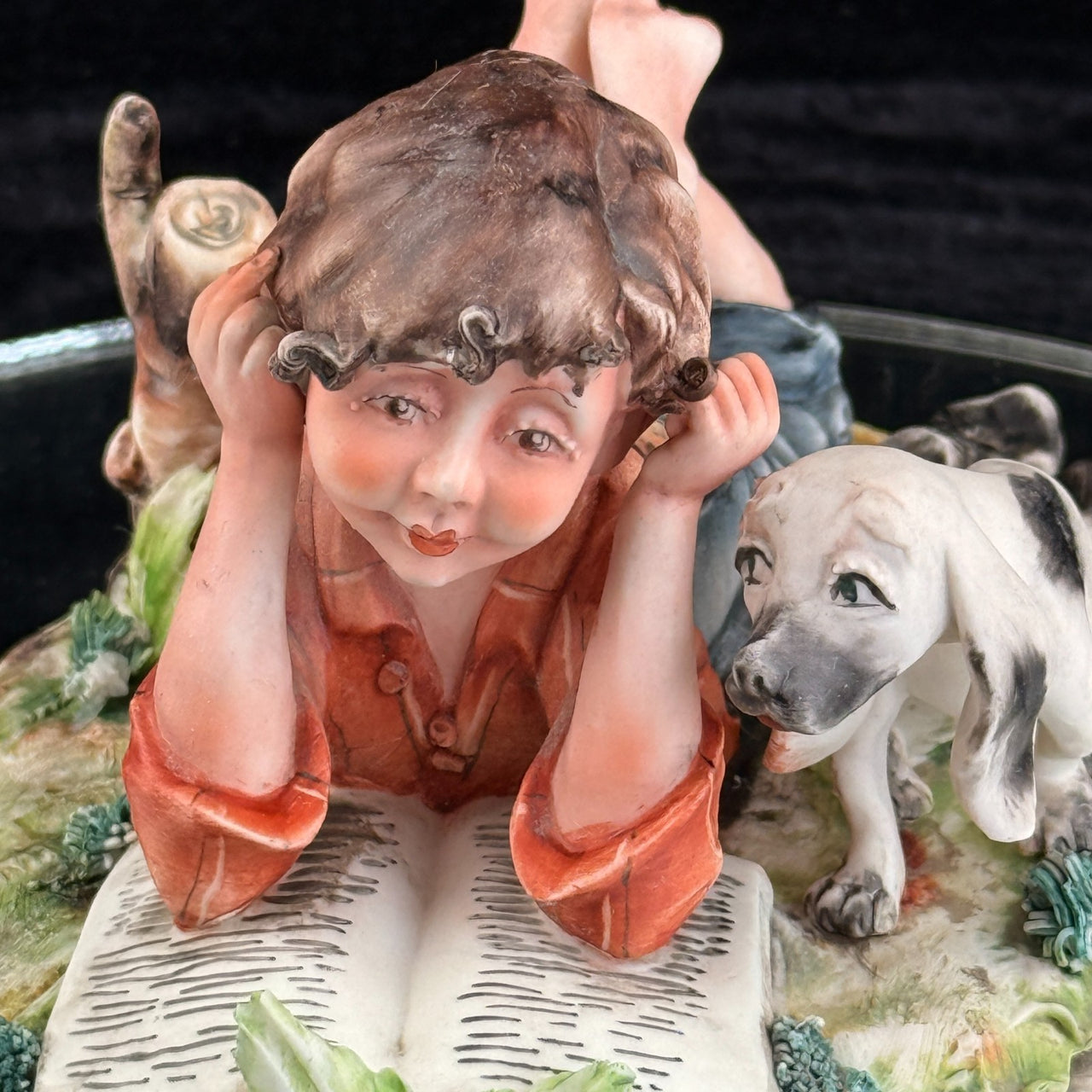 Italian Capodimonte Figurine Boy Reading with Dog and Shoes bookshelf gift decor11