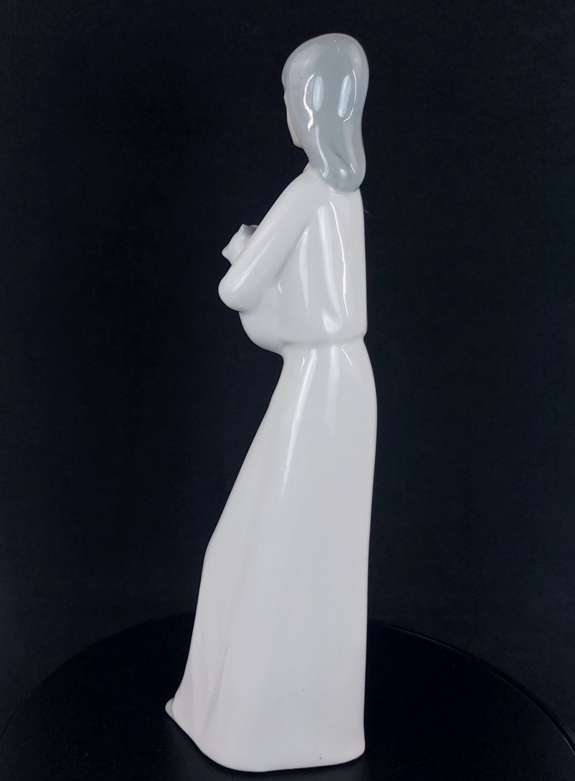 Miquel Requena Porcelain Maria with Lamb Cuart Valencia de Figurine Poblet .5