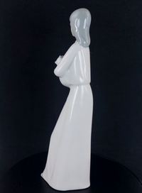 Thumbnail for Miquel Requena Porcelain Maria with Lamb Cuart Valencia de Figurine Poblet .5