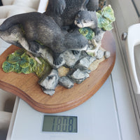 Thumbnail for Border Fine Arts 752/3000 River View Family Otter R.T. Roberts B0195 LE Figurine14