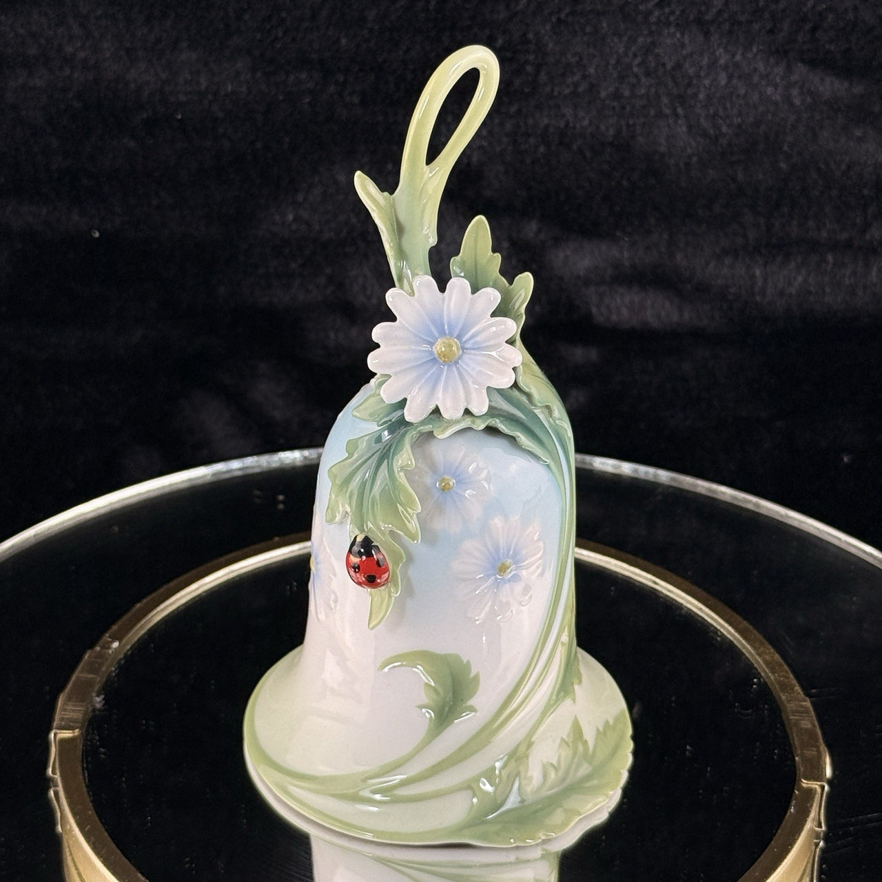 Franz Porcelain Ladybug Bell by Jen Woo Excellent Condition2
