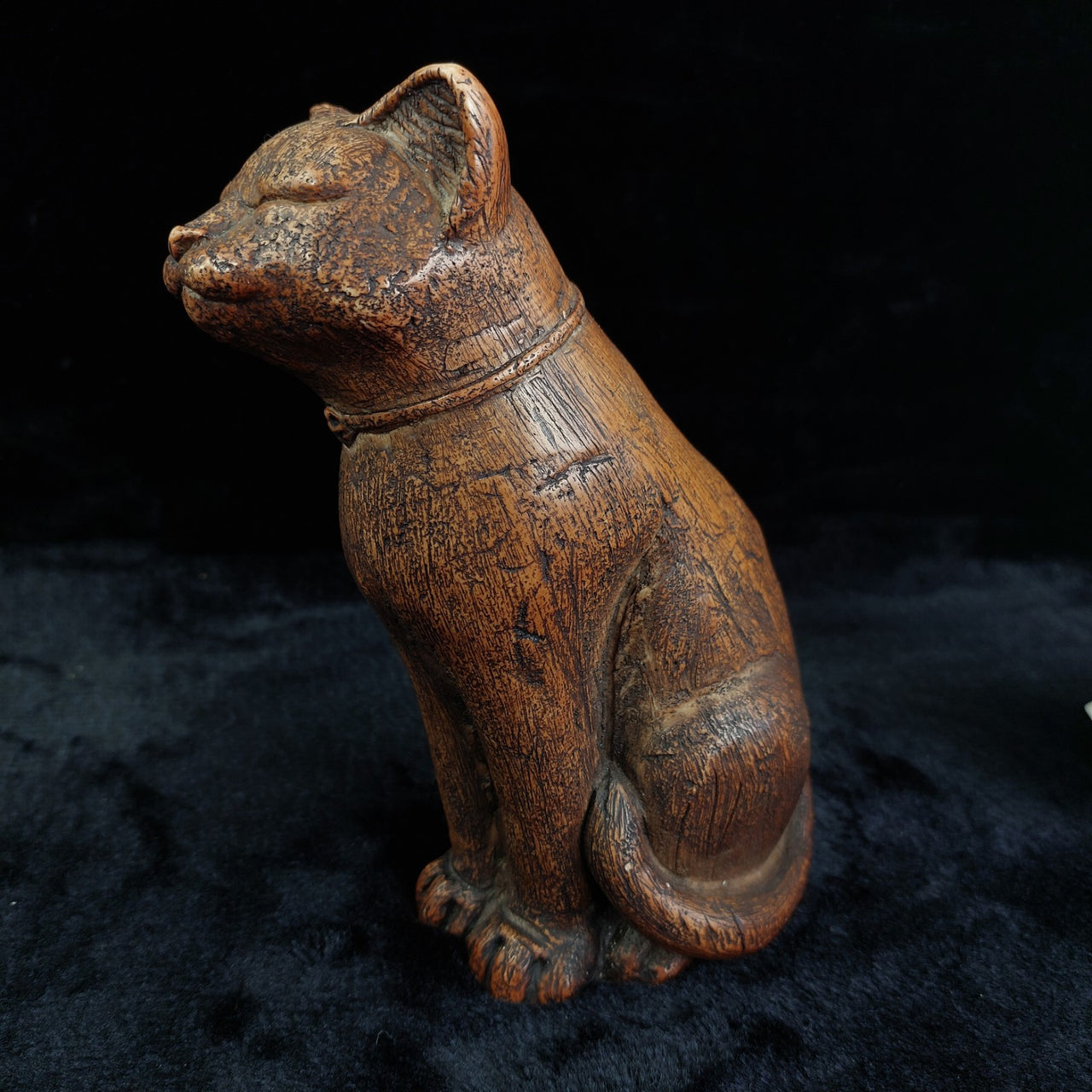 Hand Carved Cat  8" Figurine Statue Wood Look Collectible Rustic Decor G.Britain5