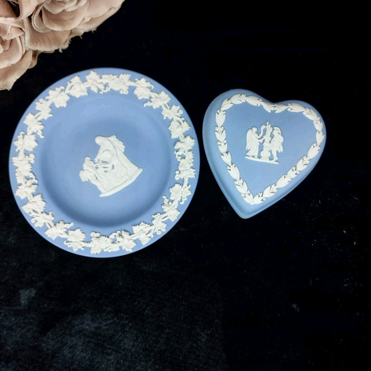 Wedgwood Heart Jasperware Blue Trinket Plate & Box Set british bedroom decor4