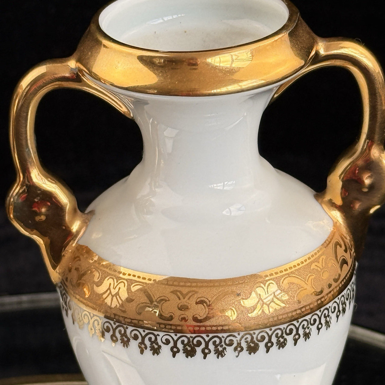 Pair of La Reine Limoges Porcelain Vases Gold Gilt Romantic Courting Couple17