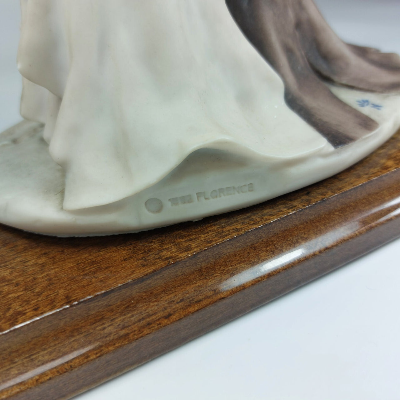 Vintage 1982 Giuseppe Armani Florence Italy Bride and Groom Figurine Statue.11