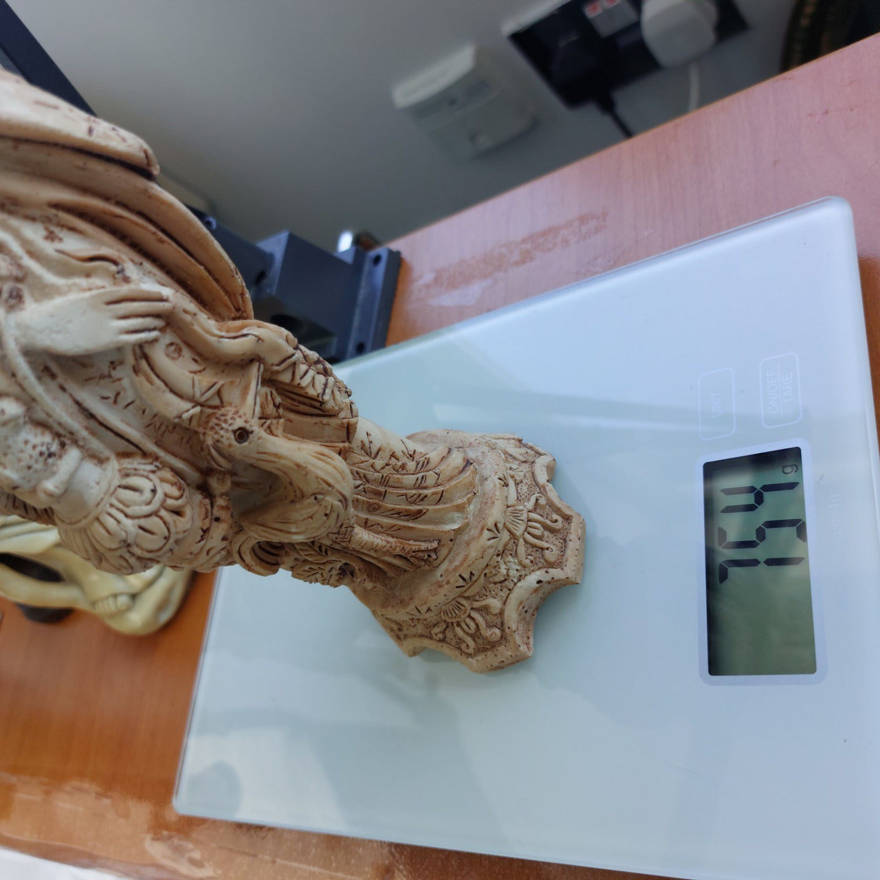 Asian Woman with Fan and Birds Resin Figurine Ivory Colour Approx 10in Worn18