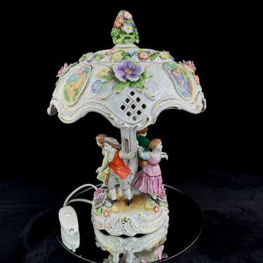 Antique HandPainted Royal KPM Bavaria Porcelain Table Lamp with Floral Motif1
