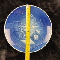 Thumbnail for Bing & Grøndahl 1977 Christmas Wall Plate Copenhagen Juleaften B&G Denmark 7