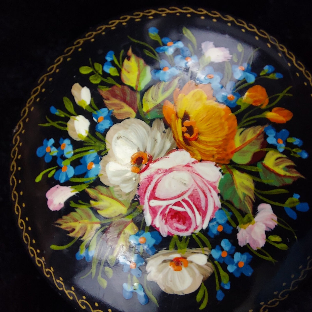 vtg HandPainted Russian Lacquer Box – Black & Red Interior Floral Design decor3