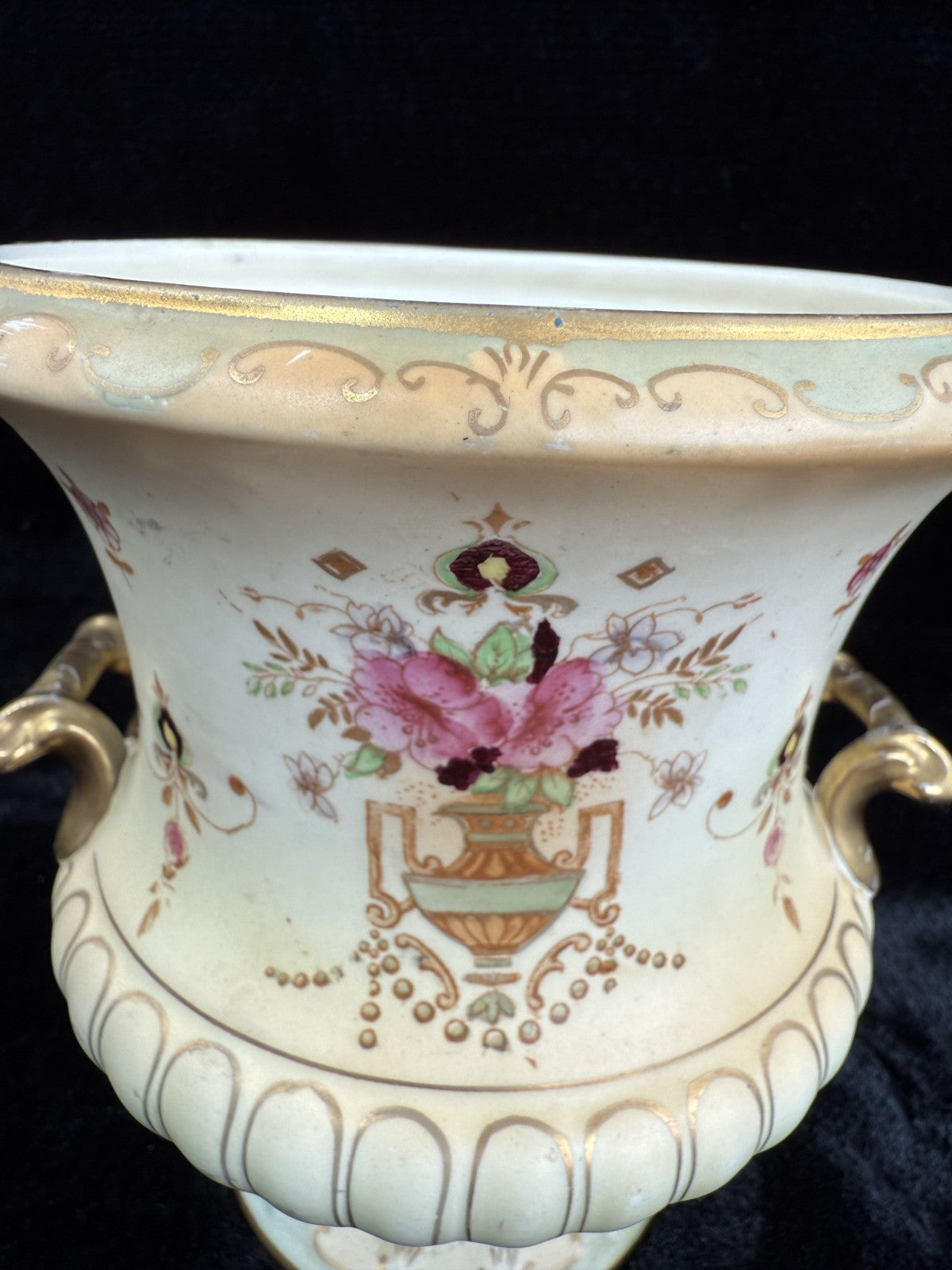 Antique Crown Devon Dora Pattern Urn Vase Gilded Floral Pottery c. 1914 Vintage12