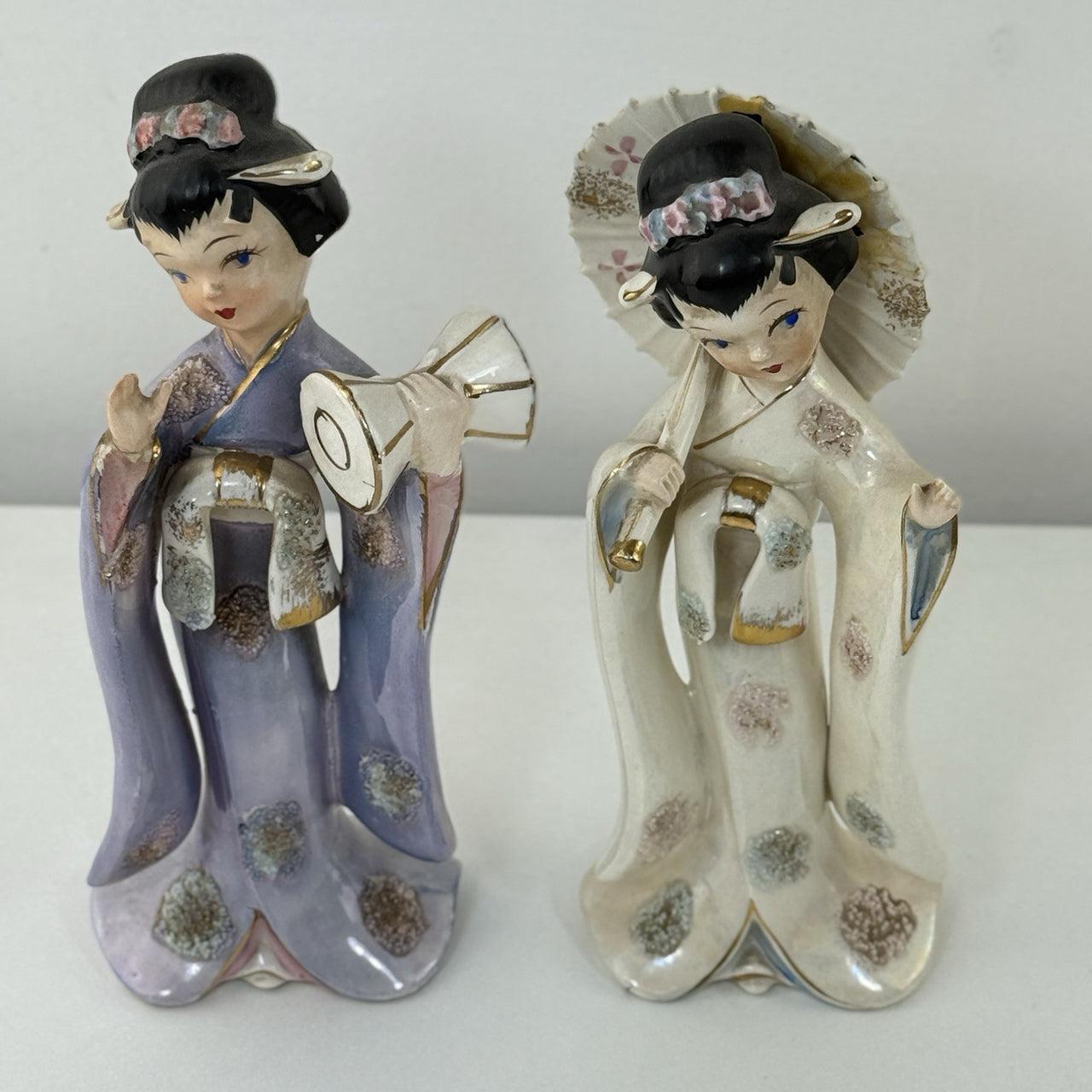 Vintage Geisha Girl Figurines Pair 9” Ceramic Japan Style Kimono Parasol & Drum10