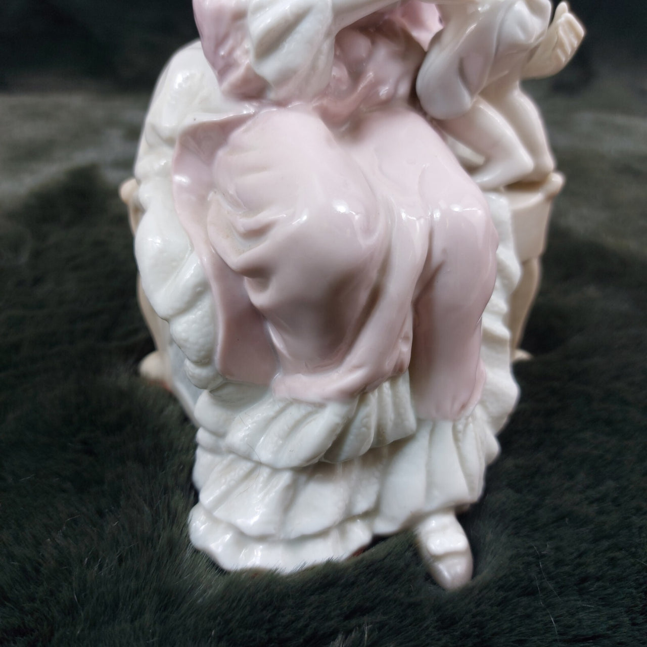 Royal Crown Women and Child Porcelain  1985  7.1"  Statue Minor Chip on stool10