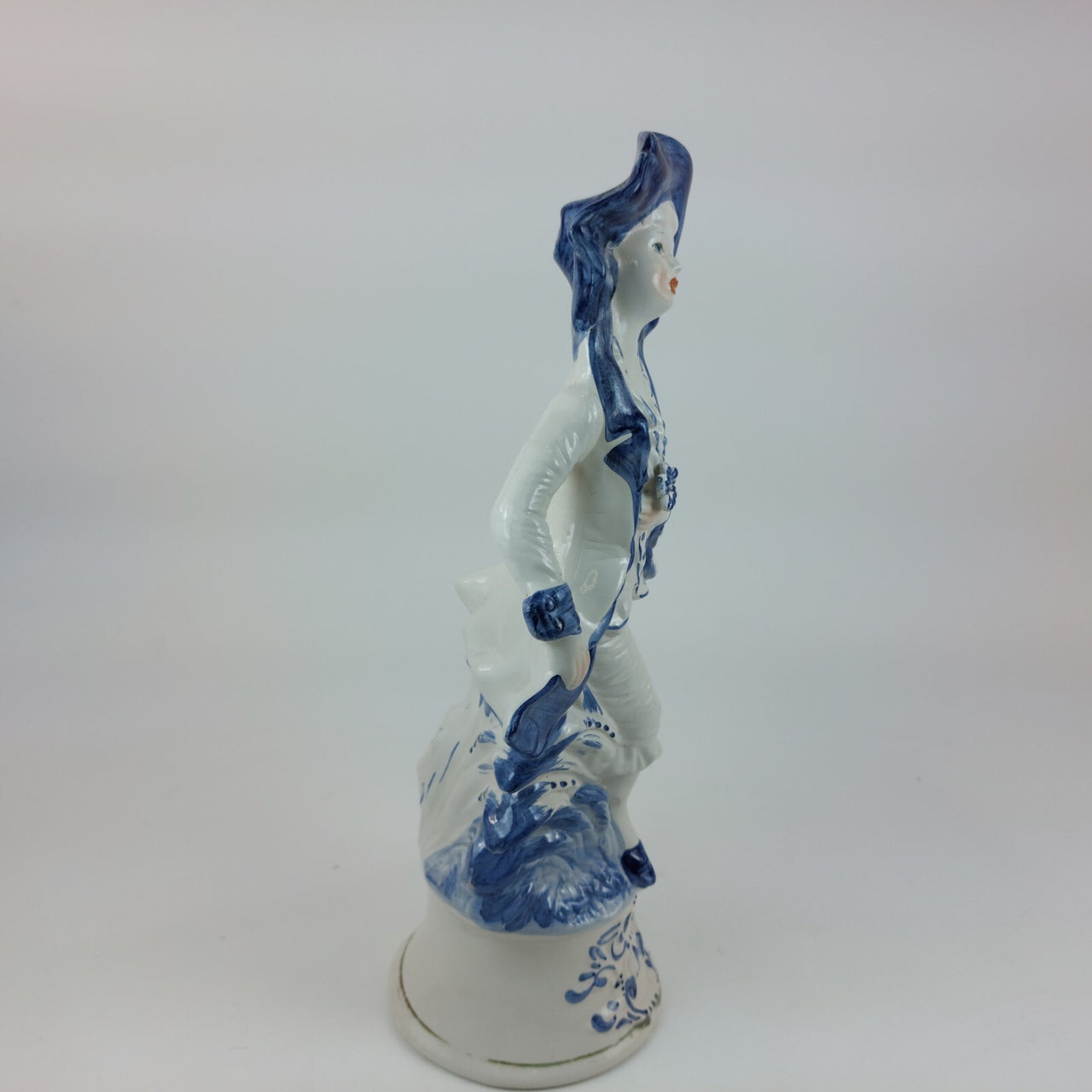 Vintage Capodimonte Lady in Blue Porcelain -Figurine Italian Italy Large.13.5" 4