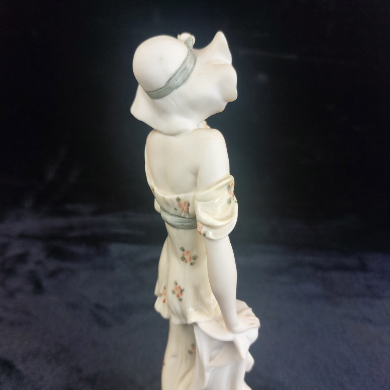 Rare Giuseppe Armani lady Figurine 1993 Florence Lady Hat Rose Signed 9.5" decor11