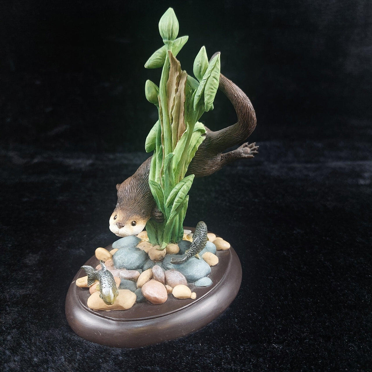 Rare Border Fine Arts Studio –A7683 200 Enesc Figurine "Swimming Otter & Fish"  2