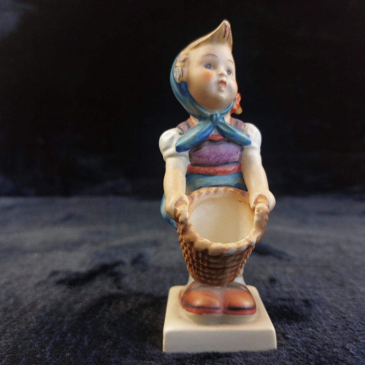 Goebel Girl Hummel With Basket Tree Scene Figurine W Germany Vintage see the pic2