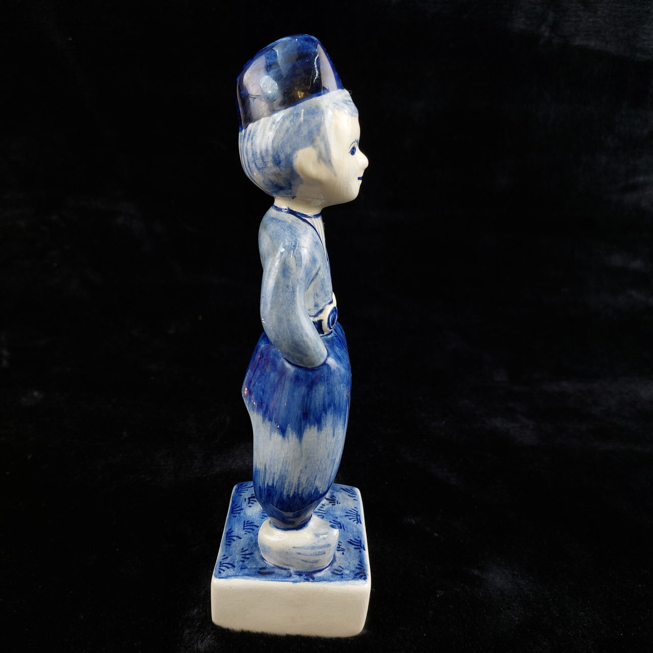 Delft-Style Hand-Painted "Dutchy" Figurine -1960-70's Blue United Kingdom Figure9