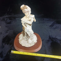 Thumbnail for Leonardo Promenade Collection British Lady Figure 1991 Vintage Resin Ornamnt 10