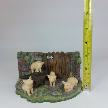 Rare The Leonardo Collection Farmyard Friends   1998 Piglets Figurine 3.35 Tall.1