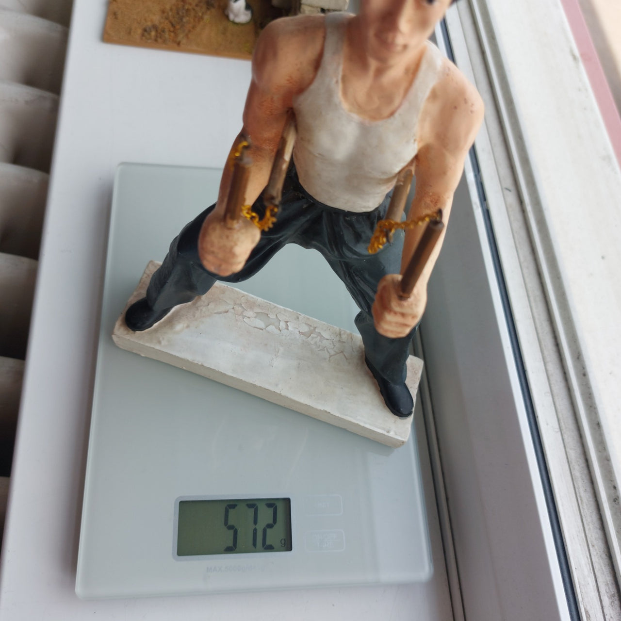 KLF Arts Martial Figurine Bruce Lee Style 9” Nunchucks Vintage Look Display.11