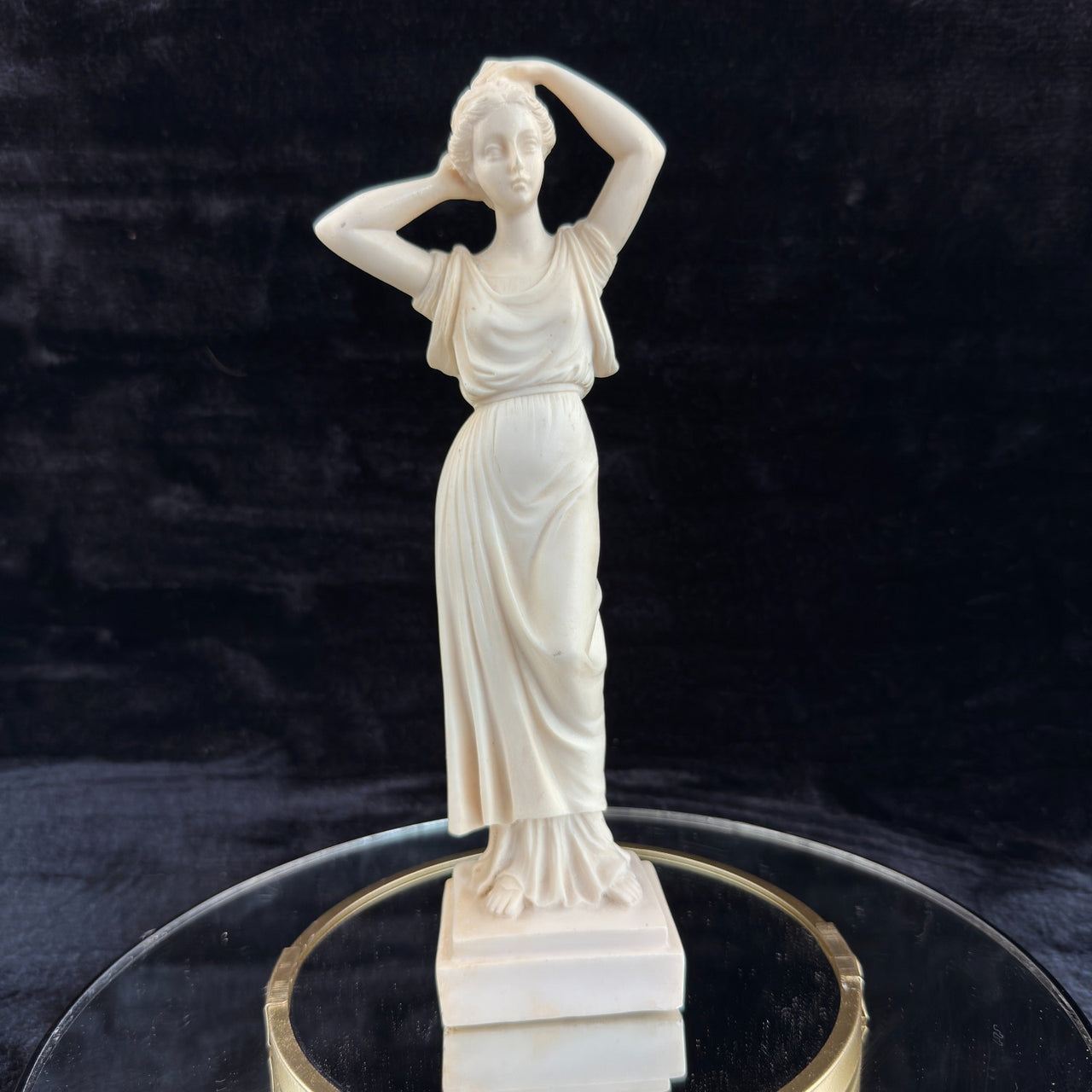 Classical Greek Style Female Figurine gift 22cm Resin Venus Ivory Look Sculpture8