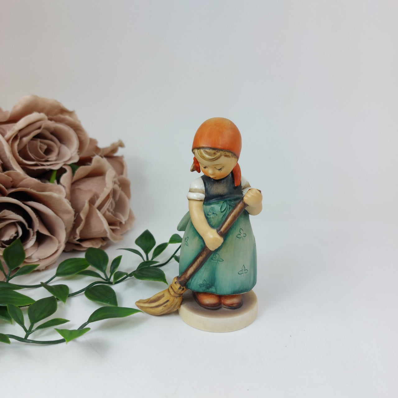 Hummel Little Figurine Sweeper â Worn Stick End Damage 4.5" Tall Acceptable0