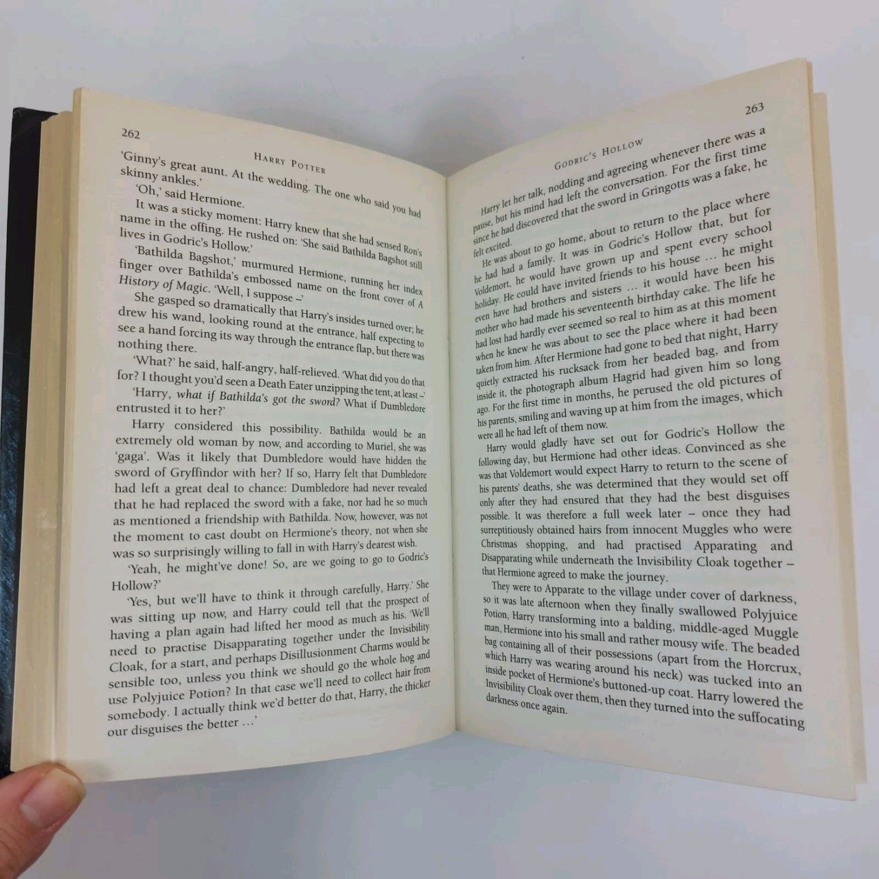 Harry Potter and the Deathly Hallows - 2007 First Edition Hardcover Collectable6