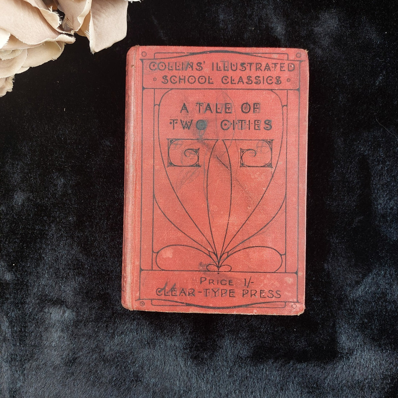 A Tale of Two Cities - Collins' School Classics - Clear- by Dickens Press Type2