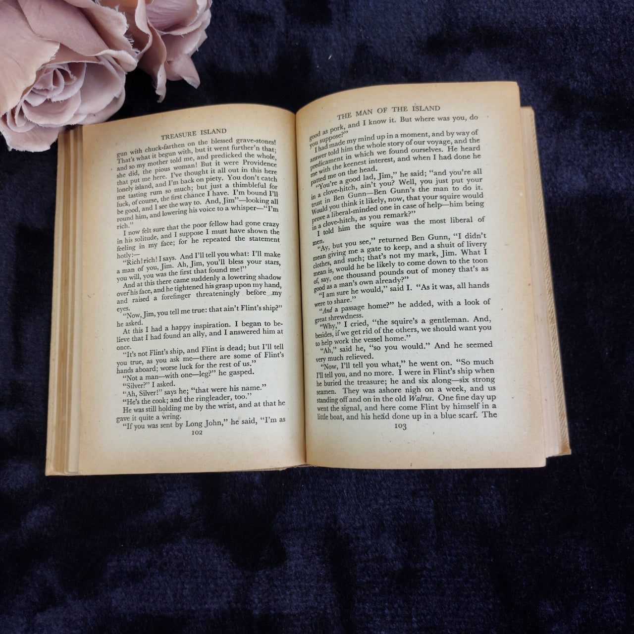 Treasure Island R.L. Stevenson Macmillan – 1942 Illustrated by H.M. Brock HC  5