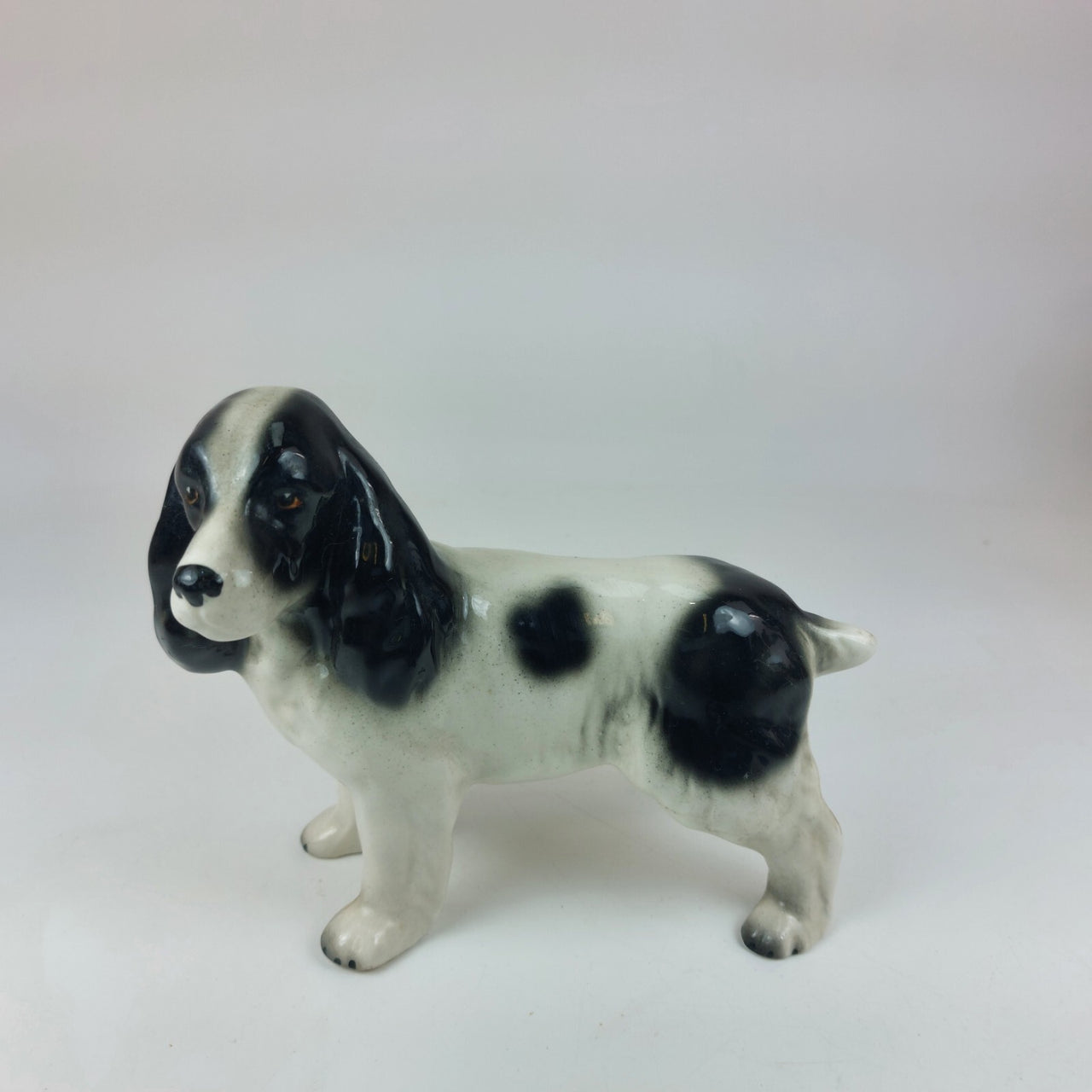 Vintage Wade England Basset Hound Figurine 1970s Ceramic Dog Collectible gift10
