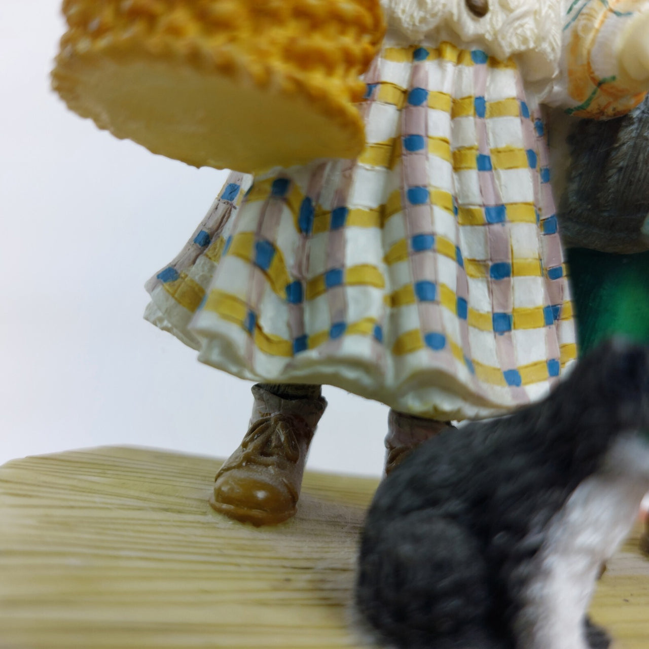 Leonardo 4.2"Sleepy Collection Kittens Porcelain Christine Haworth Children Cat12