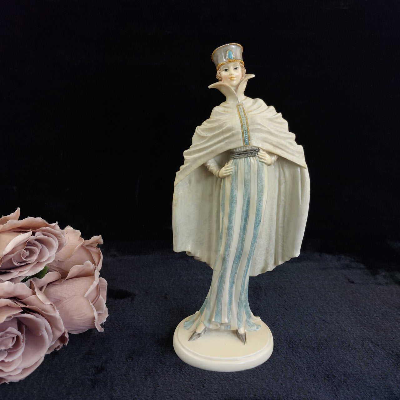 Leonardo Collection Elegant Lady Figurine – Good 28 cm Gilded Blue Striped Cape.0