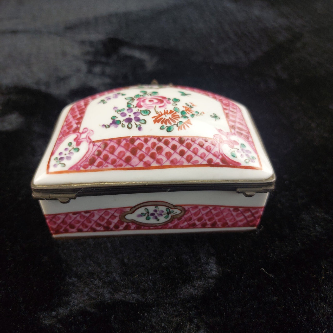 Chinese Porcelain Trinket Jewelry Box Floral Pink Lattice 3" Metal Hinged Lid3