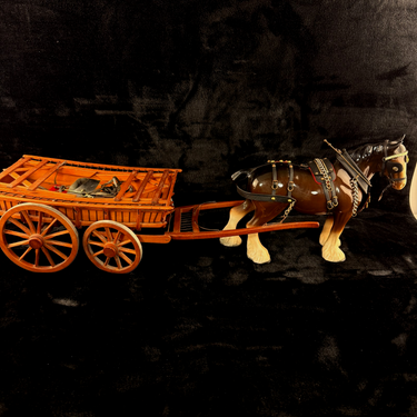 Large Porcelain Draft Horse & Wooden Farm Wagon Carriage Model see the pics Set.1