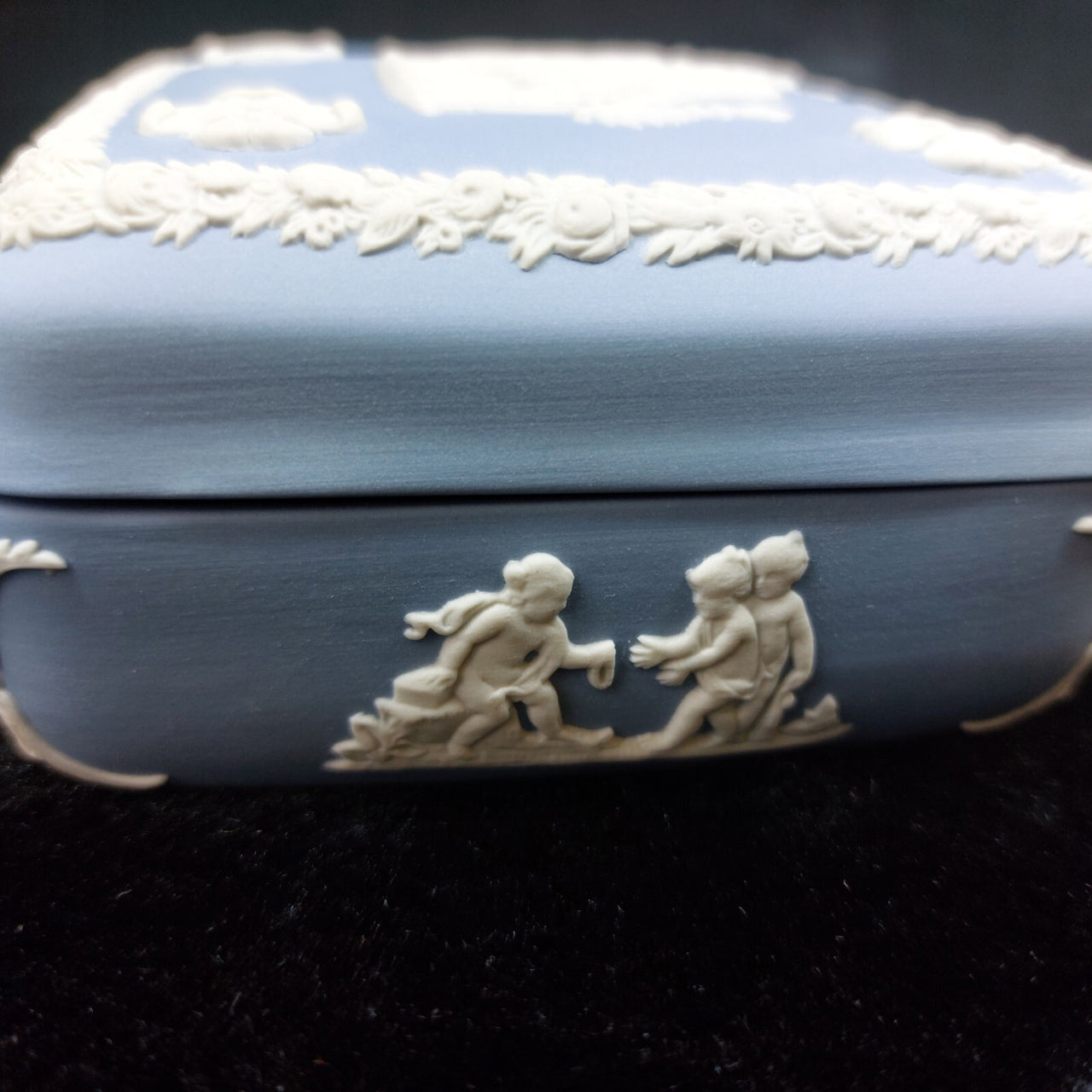 Wedgwood Jasperware Blue Square Trinket Box – 4" Classical Relief Good Vintage8