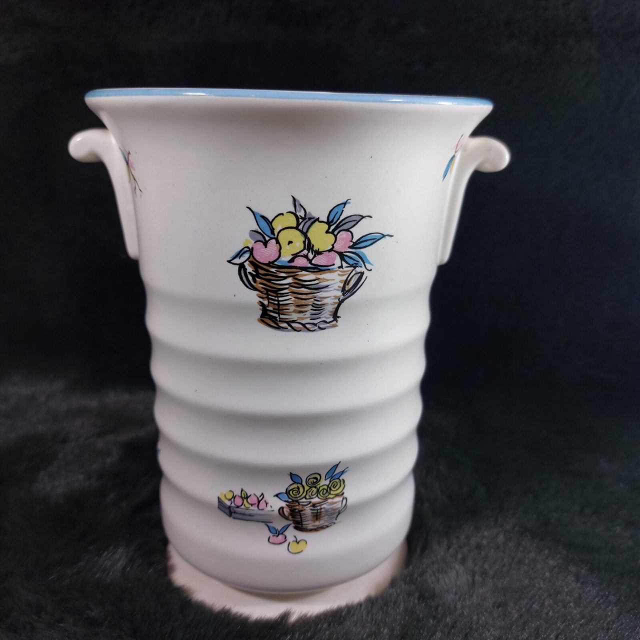Crown Ducal Ware Petit Rêverie Vase English 1950s Hand-Painted decor Earthenware2