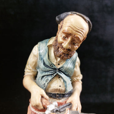 Naturecraft Blacksmith Figurine 1973 Hand Painted Stonecraft Collectible  8