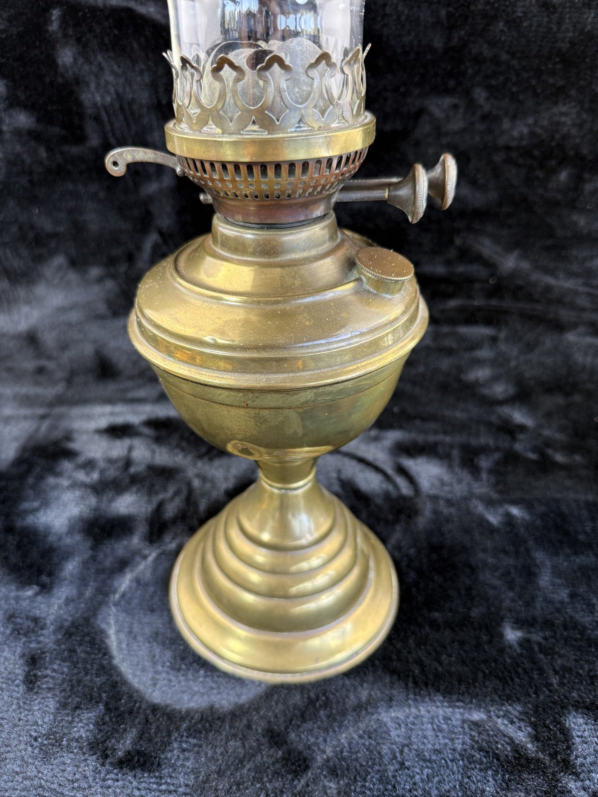 Vintage Vapalux Brass Oil Lamp  British Made Kerosene Lamp 20 in19