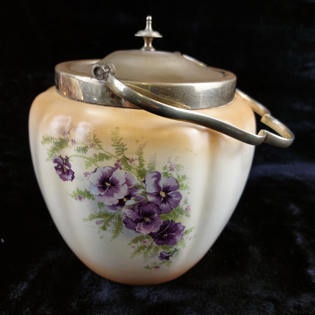 Antique Crown Devon Ware Jar cookie 1912-1930s    S.F. & Co. Stoke-on-Trent  1